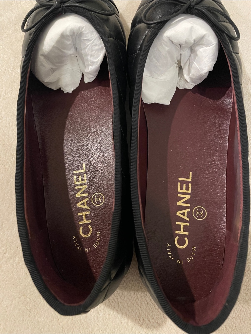 CHANEL Black Quilted Leather Ballet Flats with Bow - Picture 5 of 10